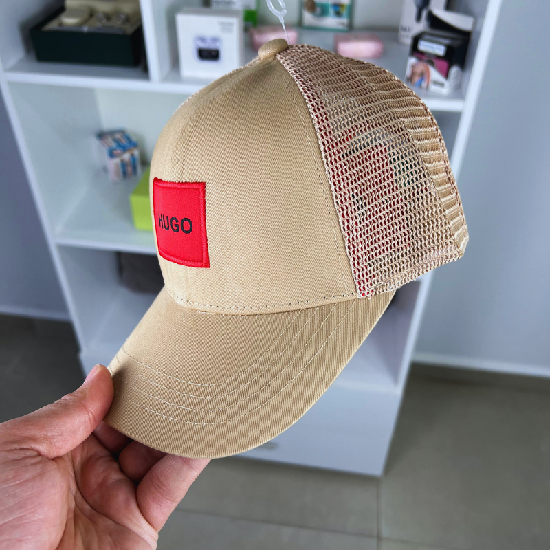 CAP HUGO BOSS BEIGE